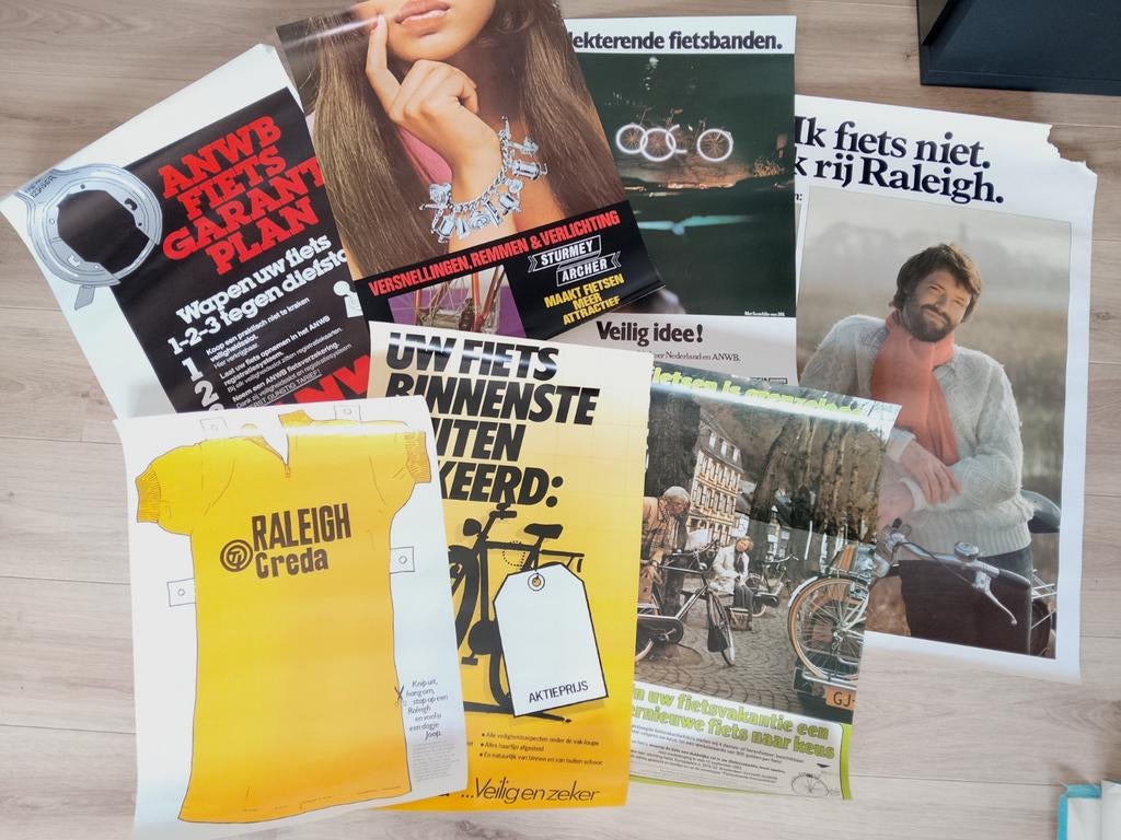 50+ Vintage Raleigh / Bovag fiets + verkeersreclame, Verzamelen, Ophalen of Verzenden, Sport, A1 t/m A3, Rechthoekig Staand