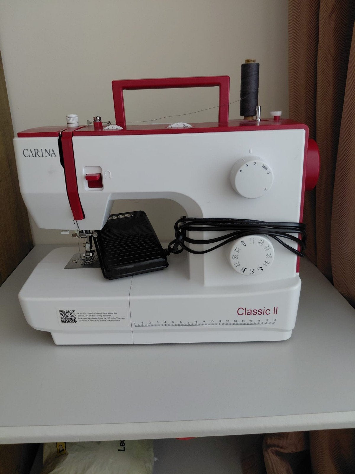 Classic 11 . Naaimachine ., Ophalen, Gebruikt, Naaimachine, Overige merken