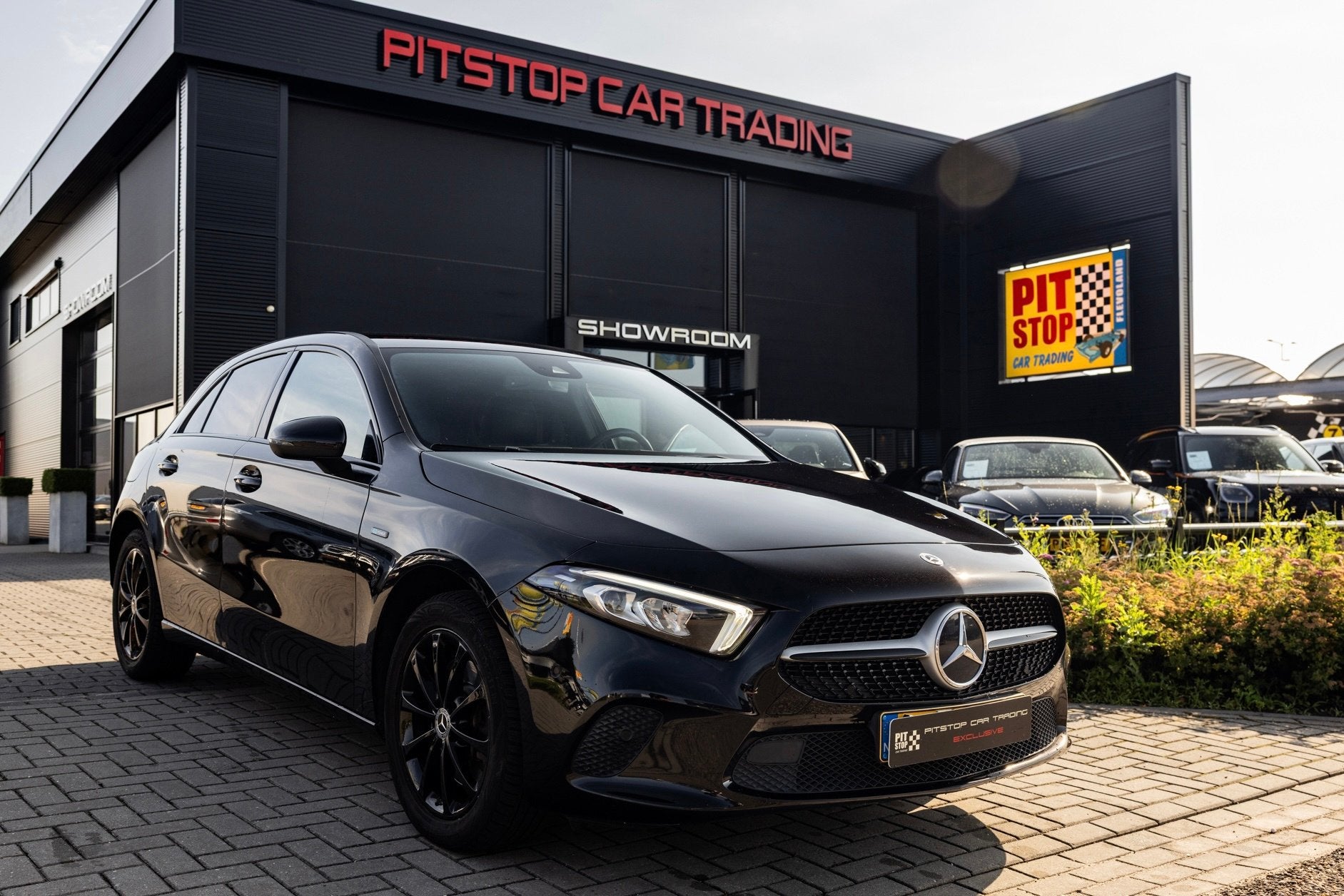 Mercedes-Benz A-klasse 250 e Premium, Black Pack, Leder, LED, Automatische klimaatregeling, Gebruikt, 4 cilinders, 15 kWh