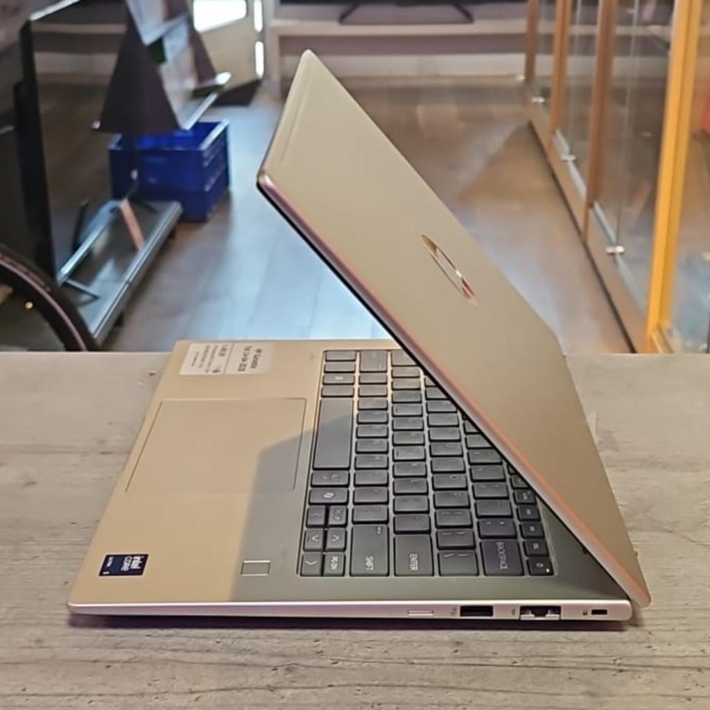 HP Probook 440 G11 Ultra 5 125U 8GB/256GB SSD Win 11 Pro, HP, Zo goed als nieuw, Support@hp.com, 1501 Page Mill Road
Palo Alto, CA 94304
USA
