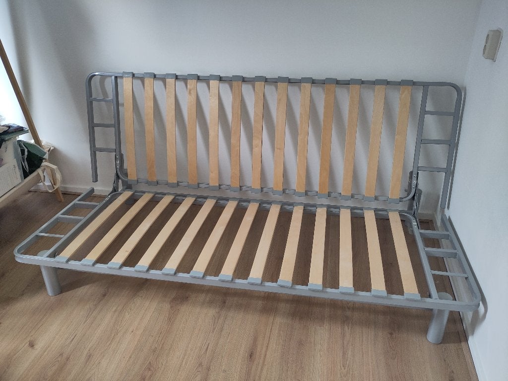IKEA bedbank, Ophalen, Tweepersoons, 140 cm, Zo goed als nieuw