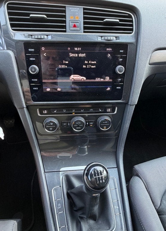 Volkswagen GOLF 1.0 TSI Highline R-LINE ACC ECC TOP CONDITIE, Gebruikt, Euro 6, Zwart, Origineel Nederlands