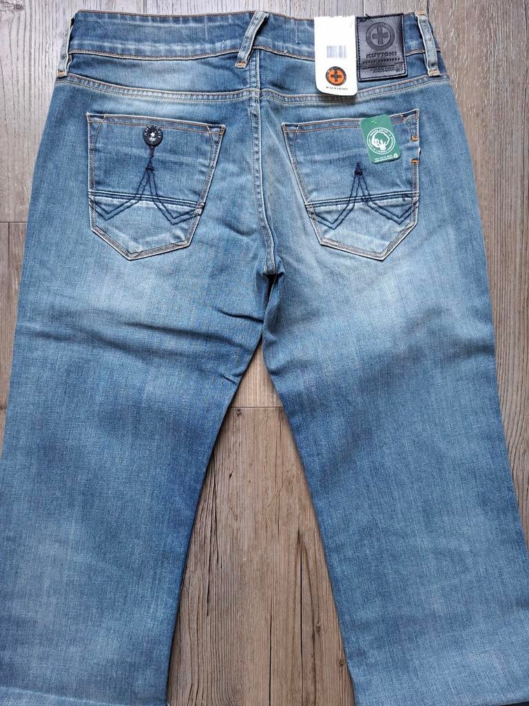 KUYICHI Wendy bootcut jeans W27 L32, Kleding | Dames, Spijkerbroeken en Jeans, Blauw, KUYICHI, Nieuw, Ophalen of Verzenden