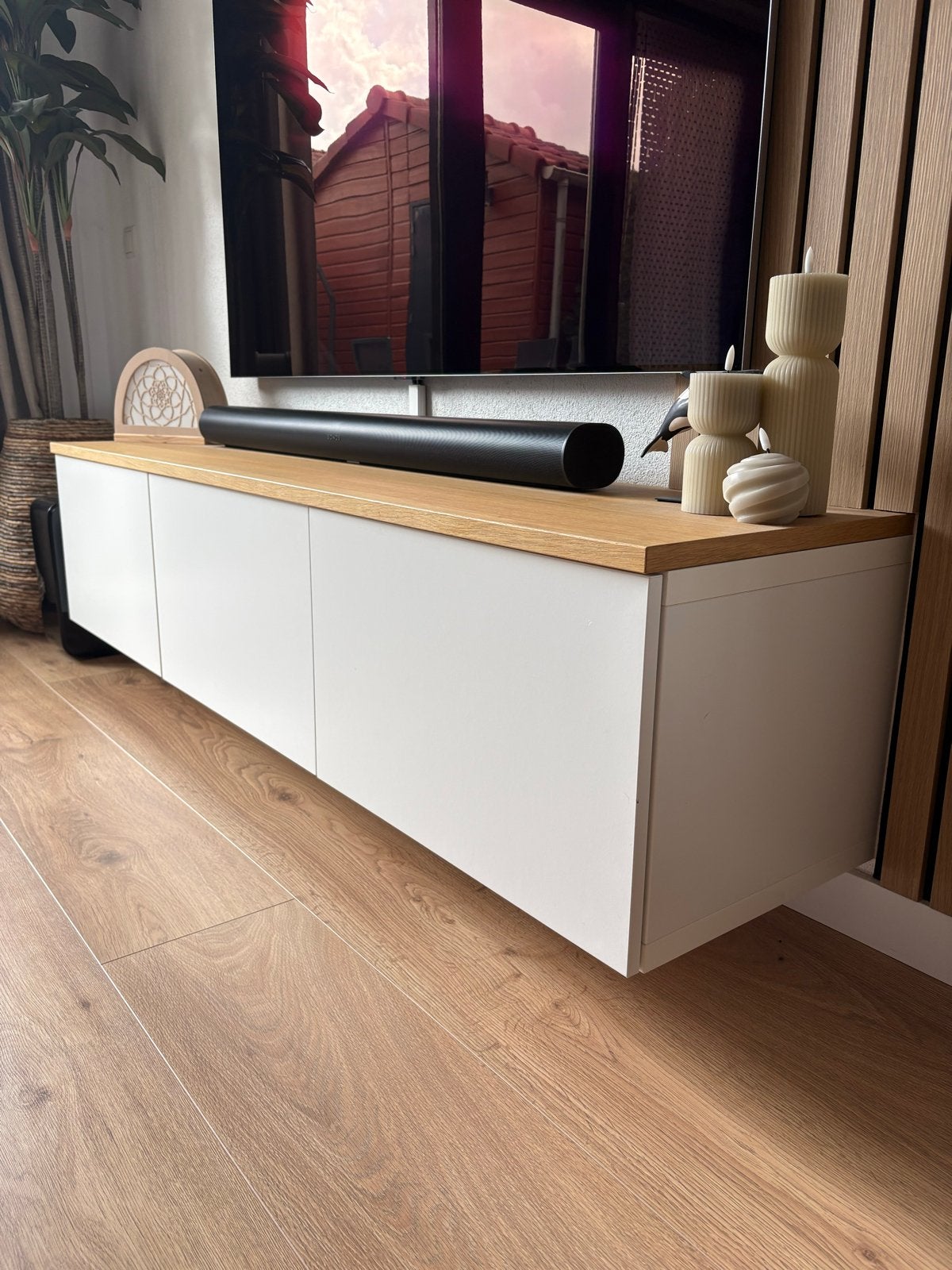 IKEA Besta TV meubel met houten blad en extra lade, Ophalen, 150 tot 200 cm, Zo goed als nieuw, Minder dan 100 cm