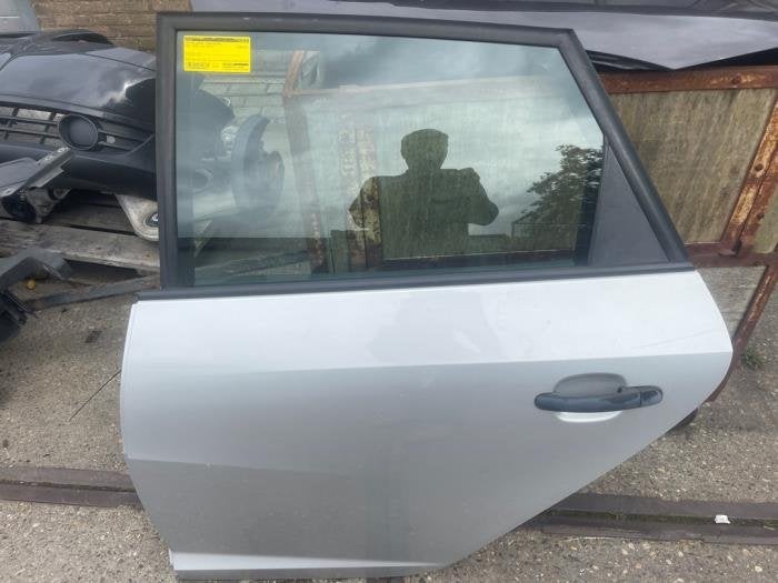 Portier 4Deurs links-achter van een Seat Ibiza (LX7W), Auto-onderdelen, Gebruikt, -, -, -