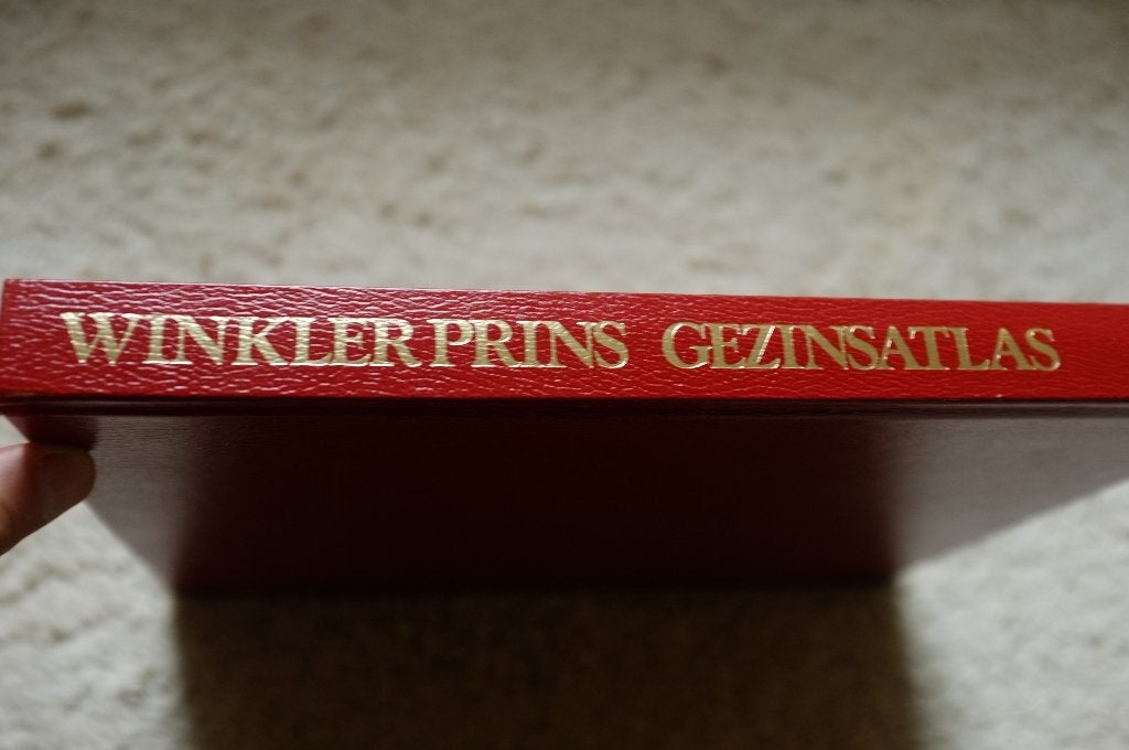 Winkler Prins Atlas 1980, Boeken, Atlassen en Landkaarten, Overige atlassen, Ophalen of Verzenden, Zo goed als nieuw, 1800 tot 2000