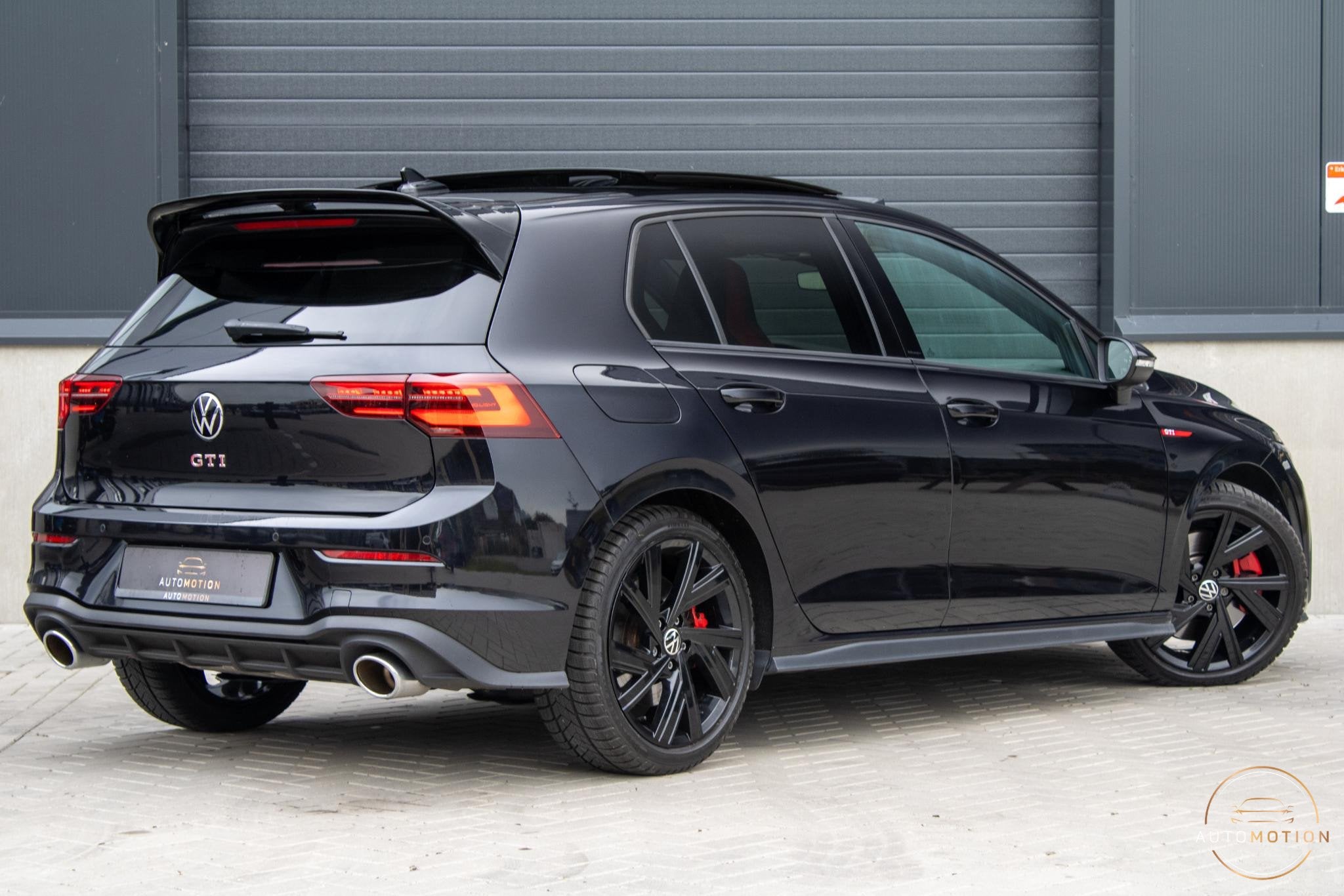Volkswagen Golf 2.0 TSI GTI PANO CAMERA MISTLAMPEN IQ STOELV, Auto's, Dealer onderhouden, Gebruikt, 4 cilinders, Zwart