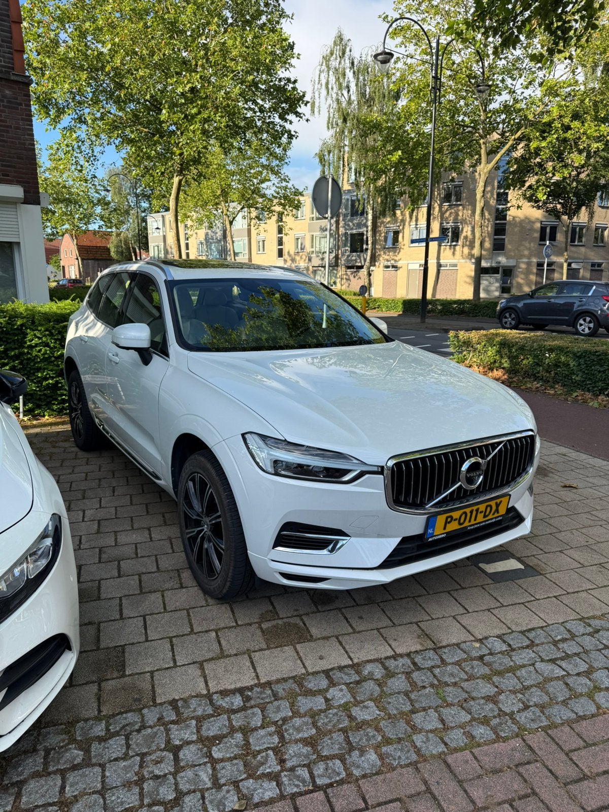 Volvo XC60 T8 Twin Engine 407pk Geartronic AWD Plug-in, Auto's, Automaat, 1969 cc, 320 pk, Wit