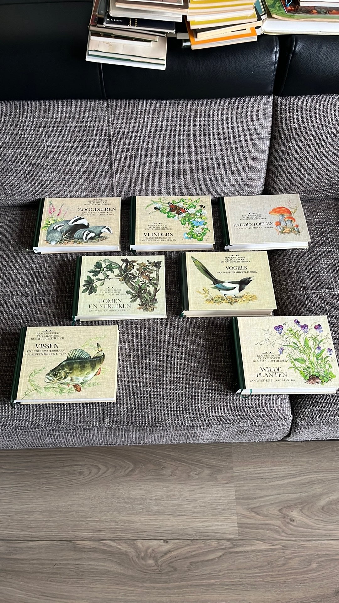 Readers. Digest Natuurgidsen 1/7, Verzamelen, Ophalen of Verzenden, Zo goed als nieuw