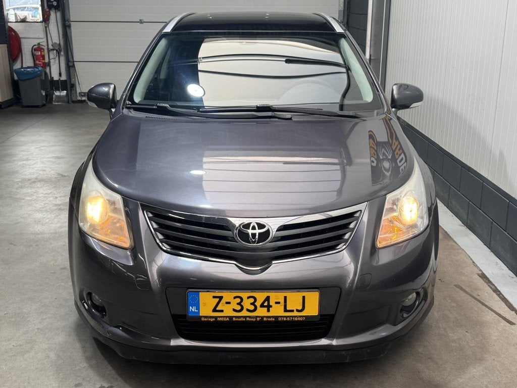 Toyota Avensis Wagon 2.2 D-4D Panoramic Business Special, Auto's, Toyota, Voorwielaandrijving, Euro 5, Stof, 4 cilinders