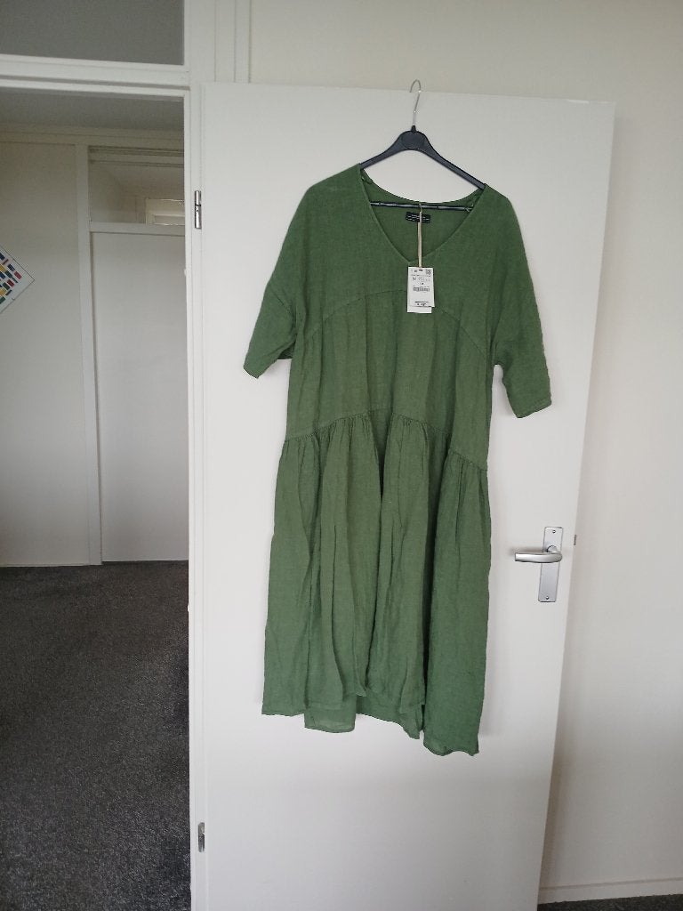 Zara Woman Linnen jurk Maat M Groen NIEUW, Maat 38/40 (M), Zara, Nieuw, Ophalen of Verzenden