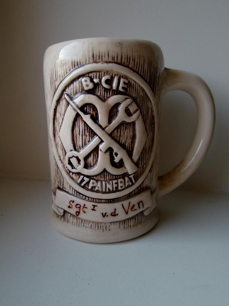Bierpul op naam B-Cie 17 Pantserinfanteriebataljon Chassé, Verzamelen, Verzenden, Landmacht, Duitsland, Overige typen