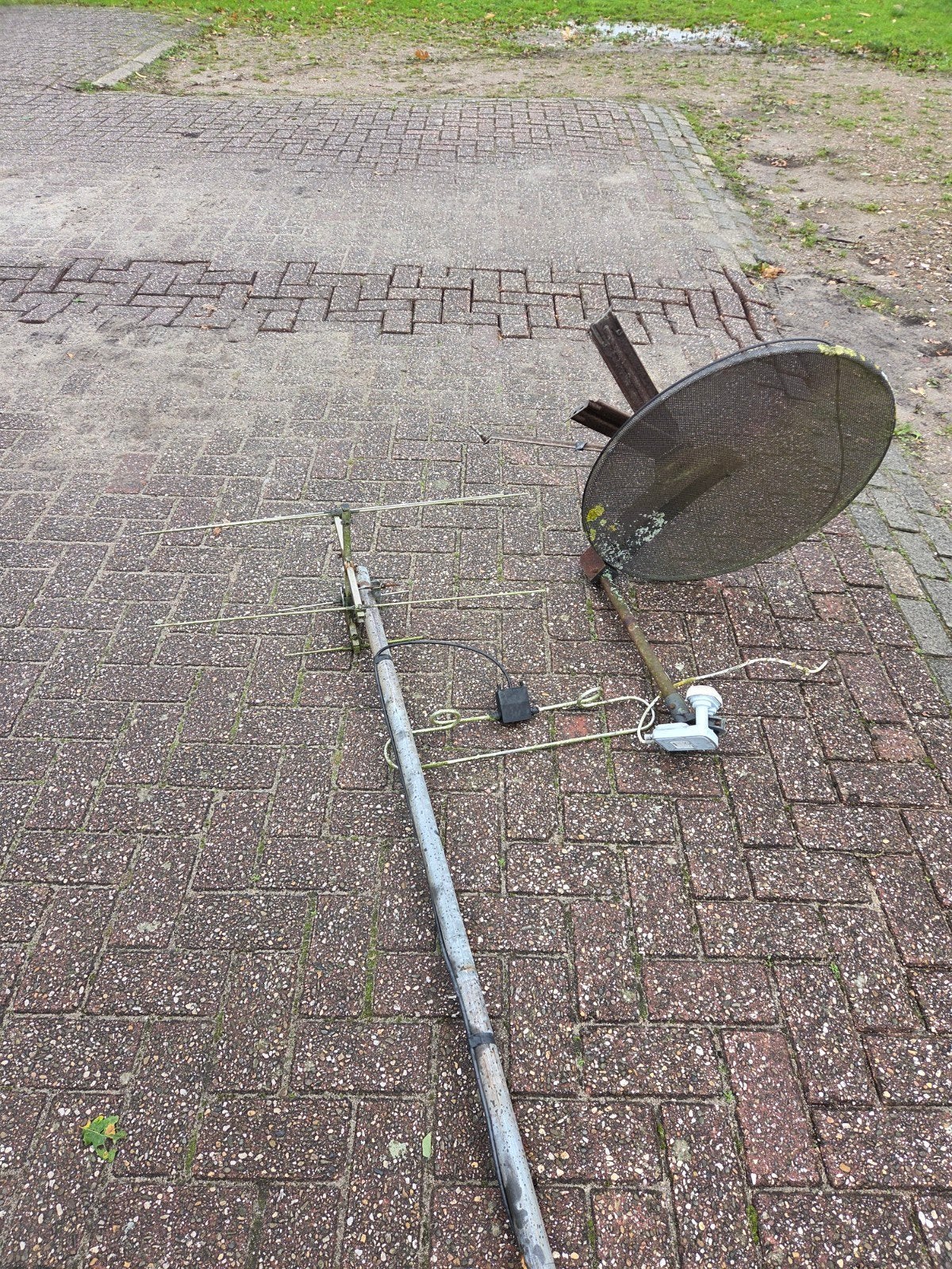Schotel en antenne, gebruikt, Ophalen, Gebruikt, Antenne
