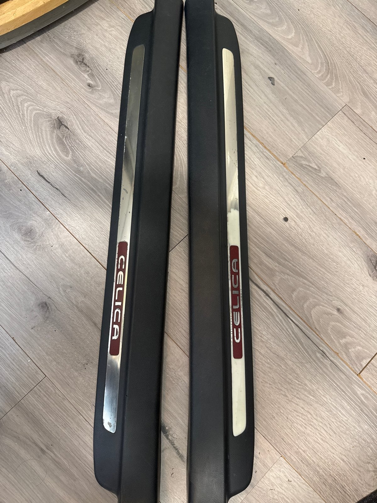 Toyota Celica instaplijsten facelift met rode accenten, Ophalen of Verzenden, Gebruikt, Links, Toyota