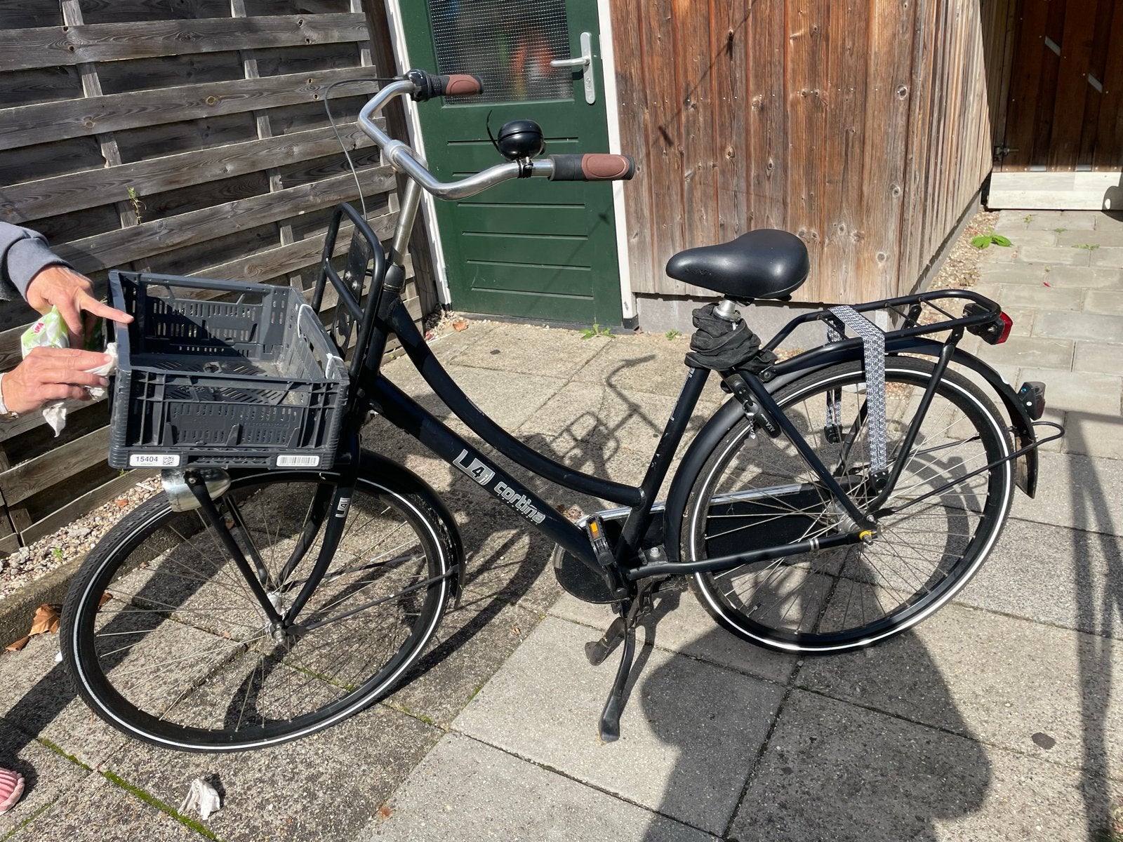 Cortina L4 Damesfiets Zwart met 3 Versnellingen en Mandje, Fietsen en Brommers, Ophalen, Zo goed als nieuw, Overige merken, Versnellingen