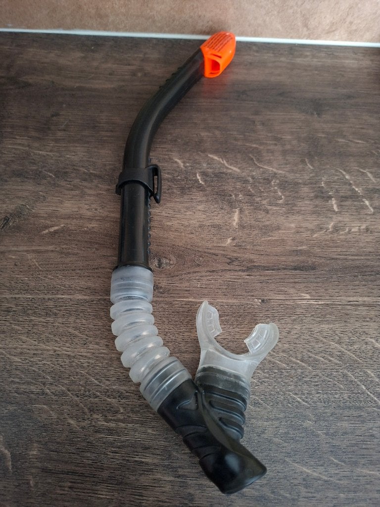 Snorkel intex, Watersport en Boten, Snorkelen, Zo goed als nieuw, Snorkel, Ophalen
