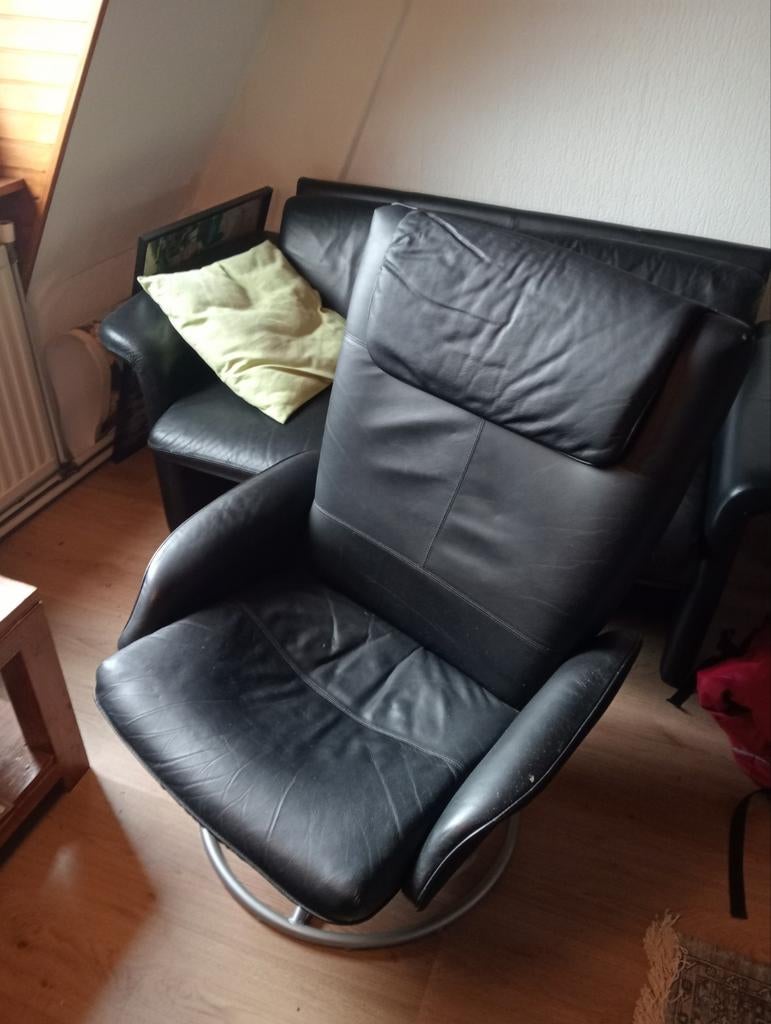 Malung armchair from Ikea, 1999 - Zwarte Leren Relaxfauteuil, Huis en Inrichting, Modern, Comfortabel, Gebruikt, 75 tot 100 cm