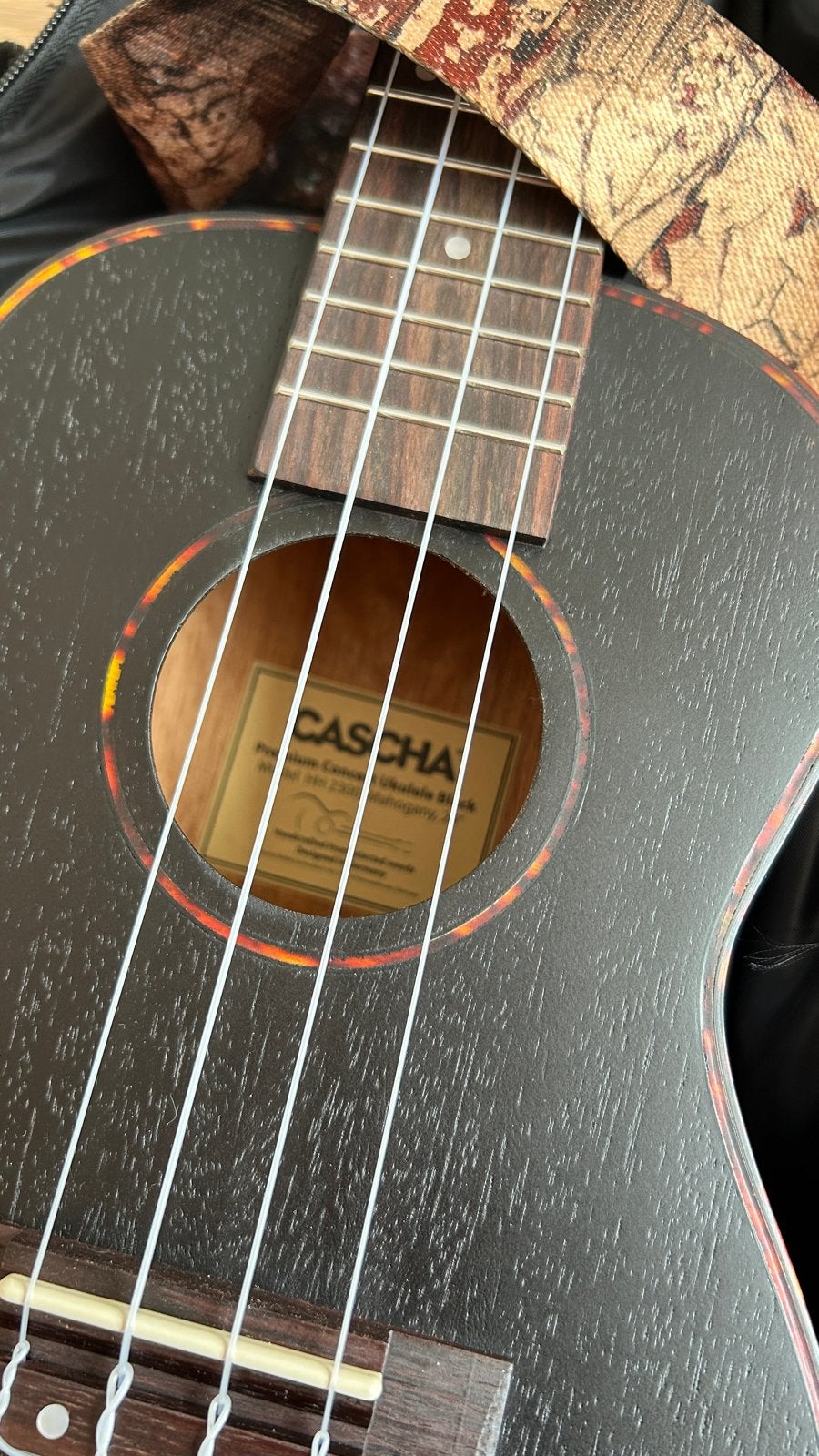 Cascha Premium Concert Ukulele Zwart met tuner en hoes, Ophalen of Verzenden, Zo goed als nieuw, Overige typen