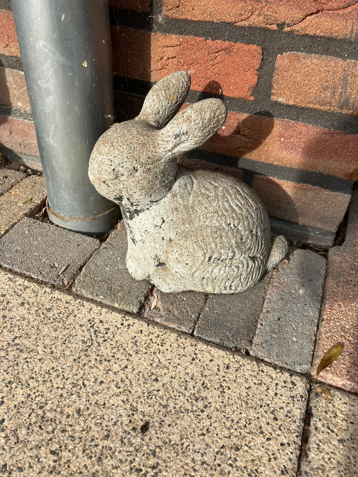Betonnen konijntje, Tuin en Terras, Tuinbeelden, Ophalen of Verzenden, Gebruikt