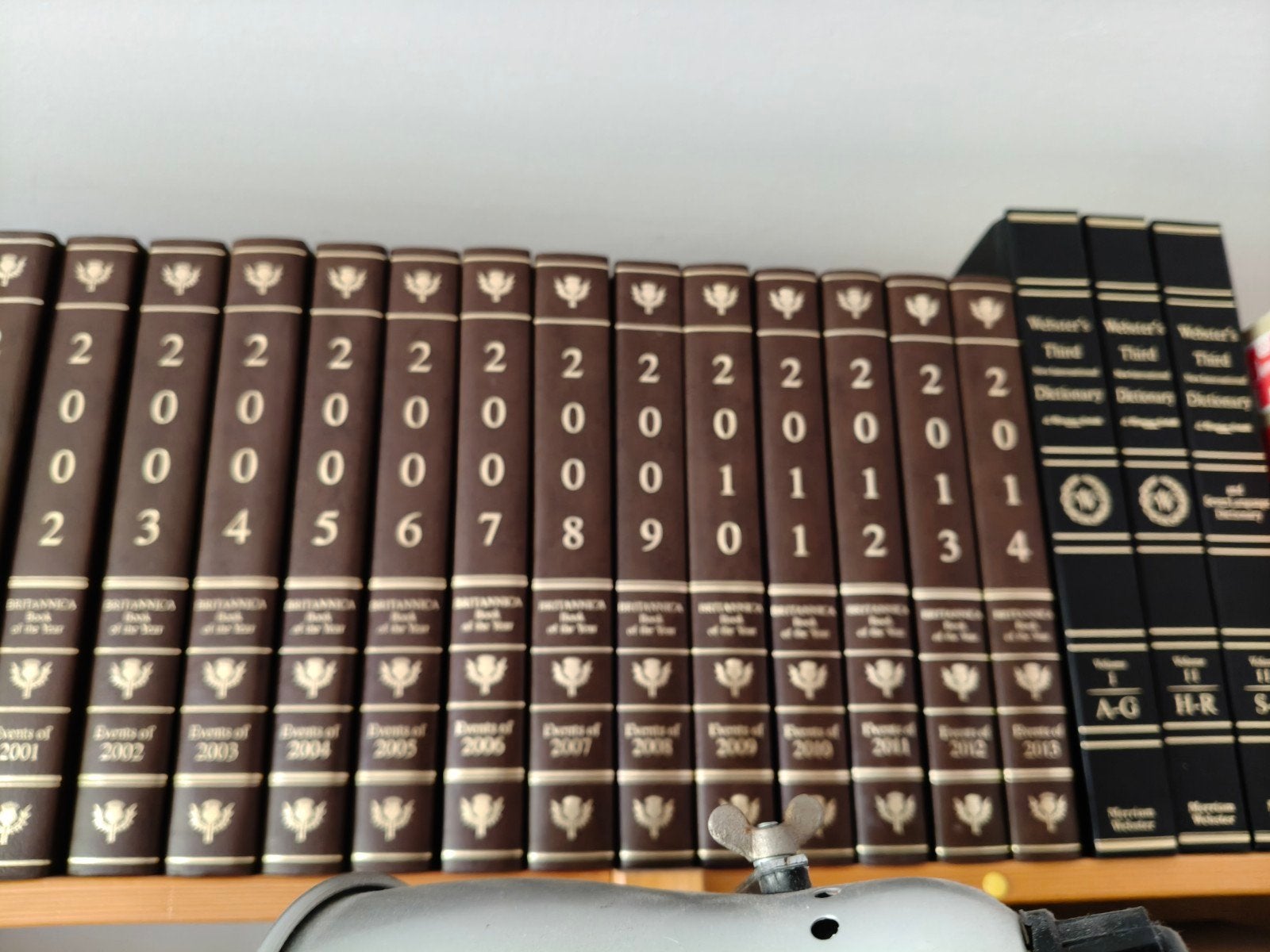 Encyclopedia Britannica editie 15 met jaarboeken 1994- 2014, Ophalen, Complete serie, Zo goed als nieuw, Algemeen