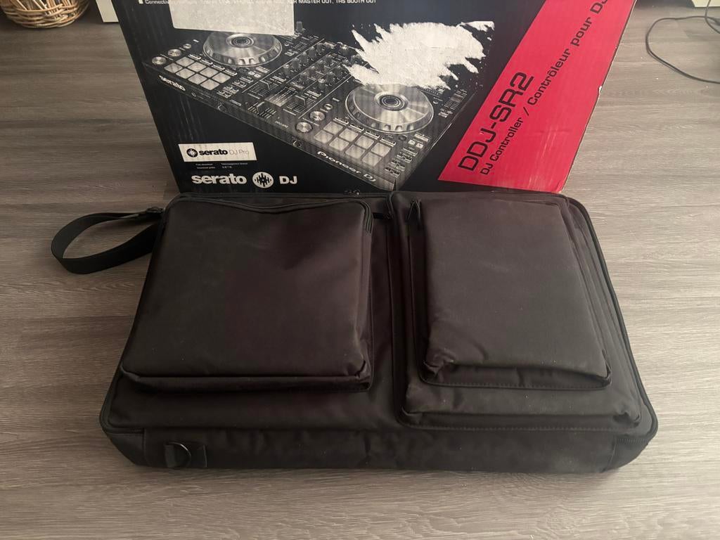 Pioneer DDJ-SR2 DJ Controller met M-Audio ogygen pro 32 mini, Muziek en Instrumenten, Dj-sets en Draaitafels, Ophalen of Verzenden