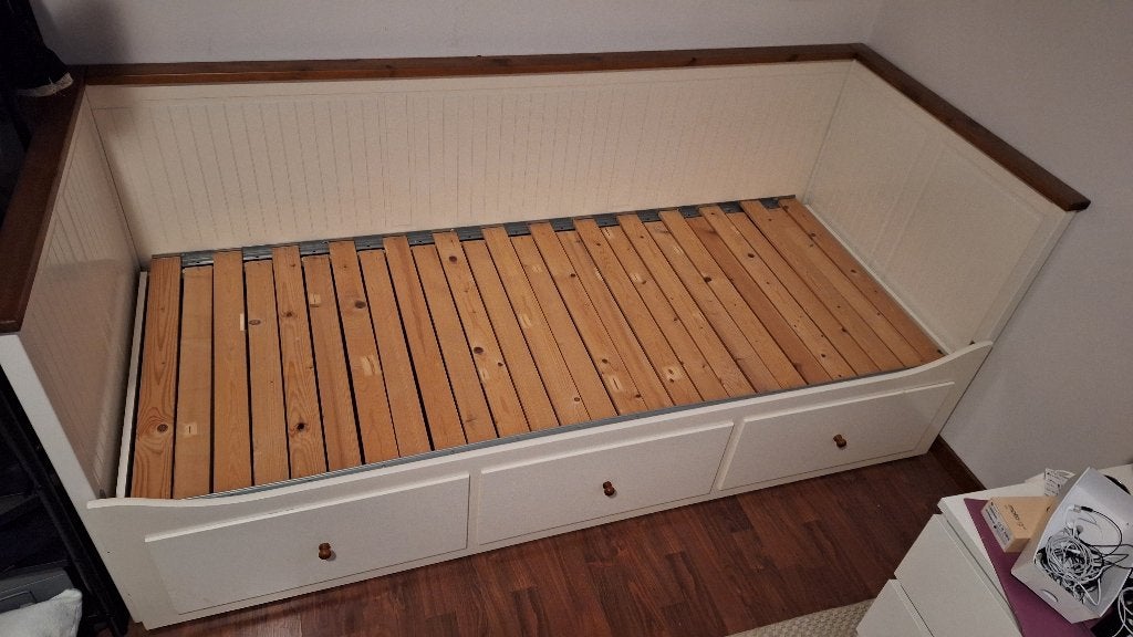Ikea Hemnes bed bedbank 1-2 persoons uitschuifbaar, Huis en Inrichting, Slaapkamer | Bedden, Ophalen, Gebruikt, Wit, Tweepersoons