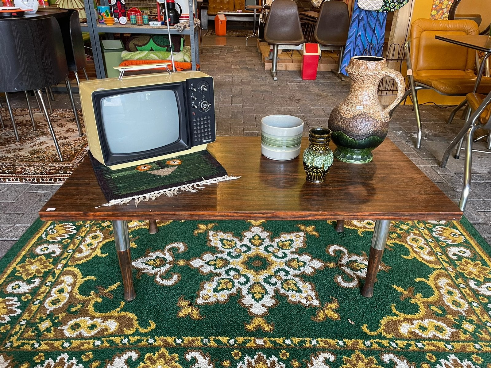 Vintage jaren 60/70 donkerbuine salontafel met chrome, Verzamelen, Ophalen, Huis en Inrichting