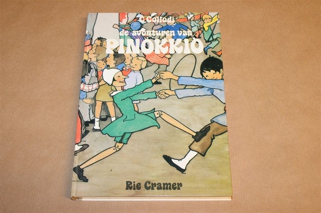 Avonturen van Pinokkio — Rie Cramer Vintage Kinderboek 1975, Boeken, Ophalen of Verzenden, Gelezen