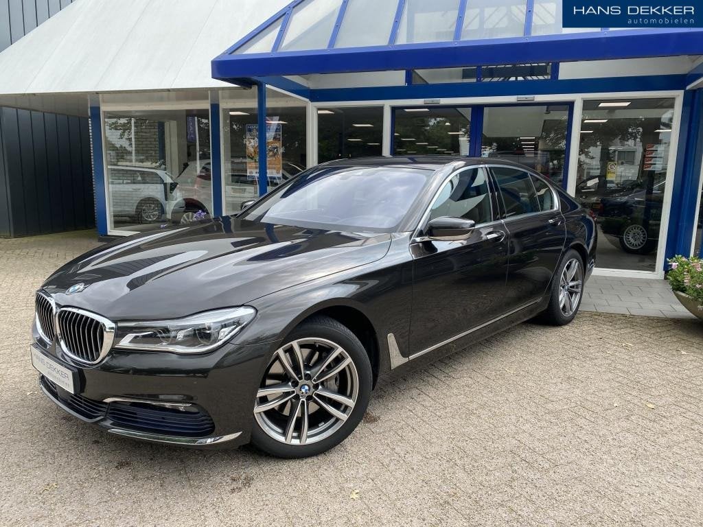 BMW 7-serie 730d xDrive High Executive automaat/navigatie/le, Auto's, Automaat, Gebruikt, Euro 6, 2993 cc