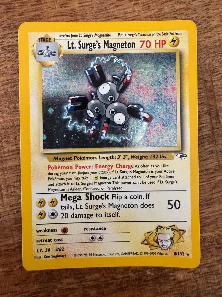 Lt. Surge's Magneton Pokémon Kaart (8/132) - Vintage, Ophalen of Verzenden, Zo goed als nieuw, Losse kaart