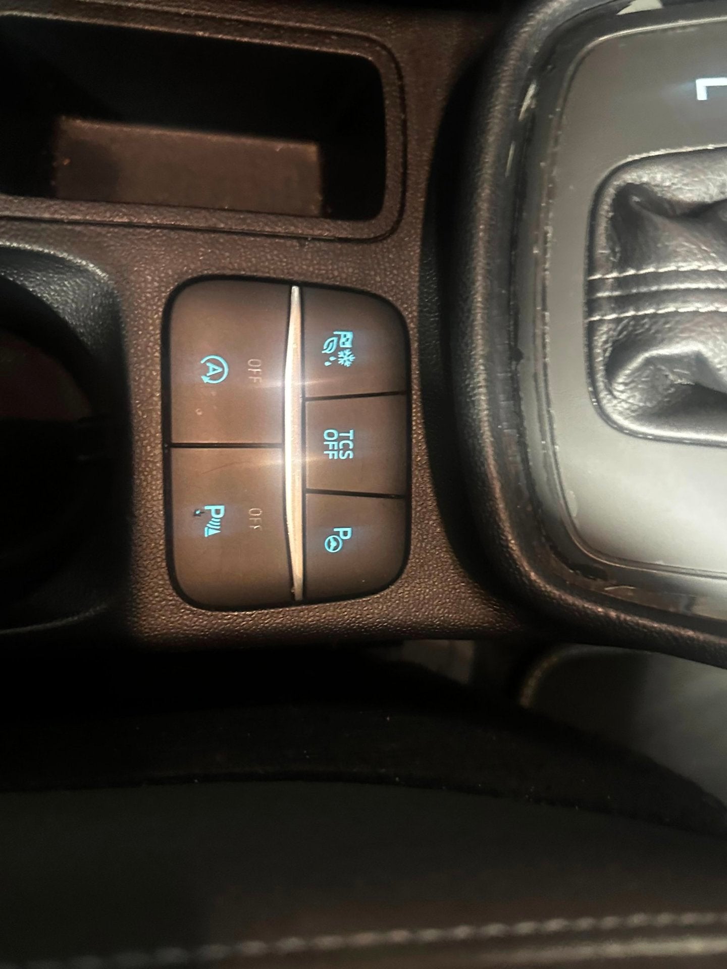 Foto 15 van Ford Fiesta 1.0 EcoBoost Hybrid Active X CARPLAY AUTOMAAT