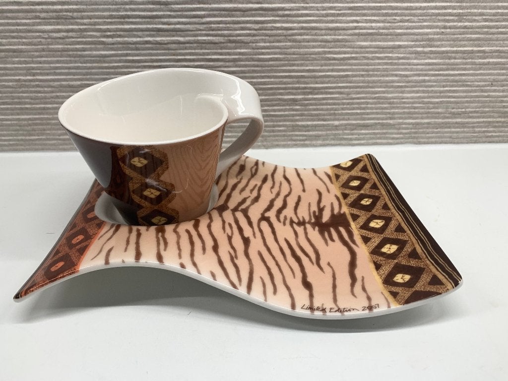 Villeroy & Boch kop en schotel Limited edition 2007 Wave, Villeroy & Boch, Ophalen of Verzenden, Zo goed als nieuw, Overige stijlen