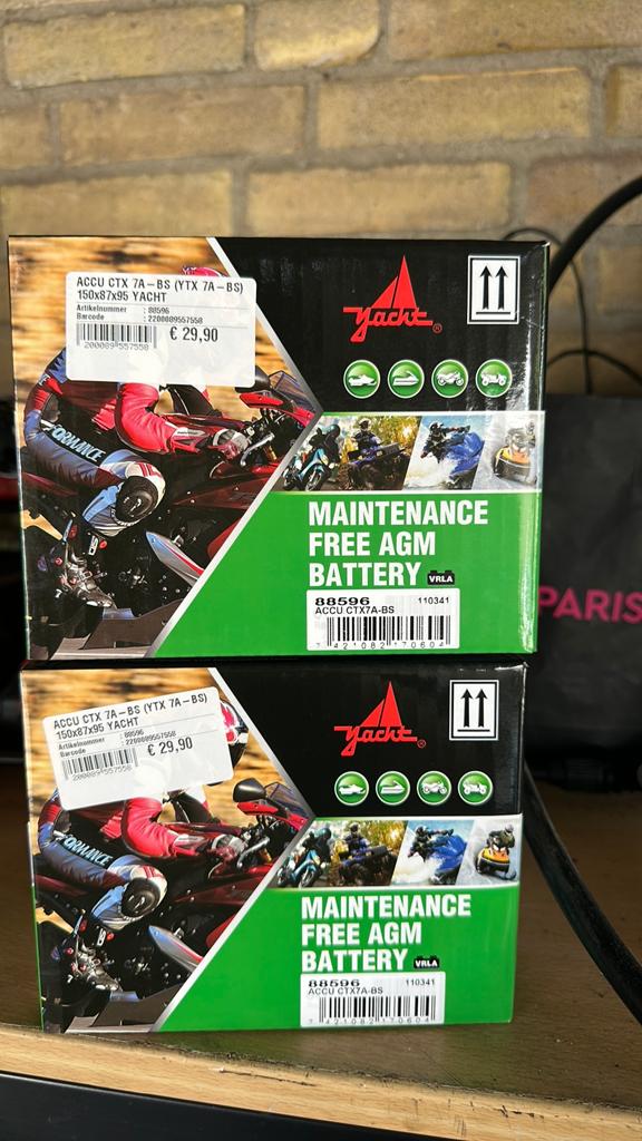 Scooter accu, Fietsen en Brommers, Brommeronderdelen | Scooters, Zo goed als nieuw, Overige merken, Overige typen, Ophalen of Verzenden