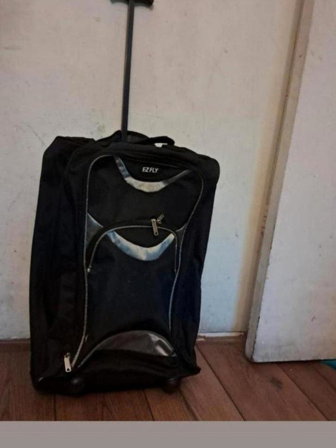 Te koop! Reistas/weekend tas met 2stevige wielen., Ophalen