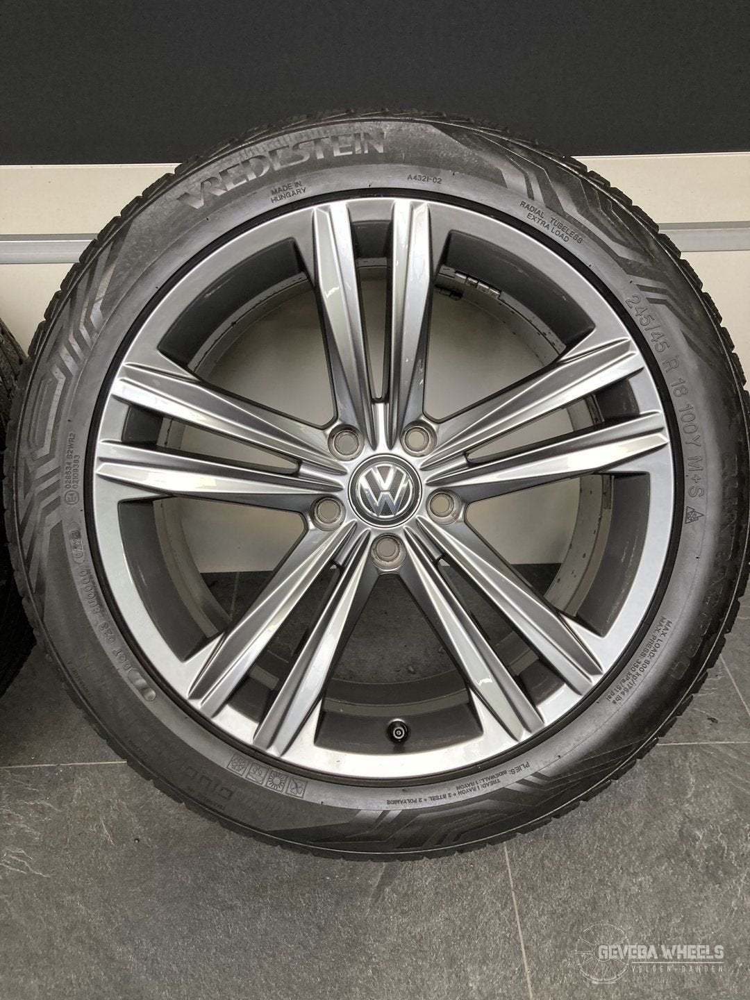 18” originele Volkswagen Arteon Passat velgen + banden 5x112, Auto-onderdelen, 18 inch, -, -, Banden en Velgen