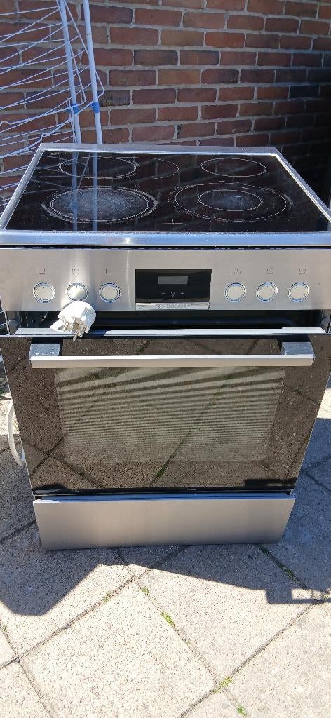 Elektrische fornuis, Witgoed en Apparatuur, Fornuizen, Ophalen, Warmhoudplaat, 60 cm of meer, 4 kookzones