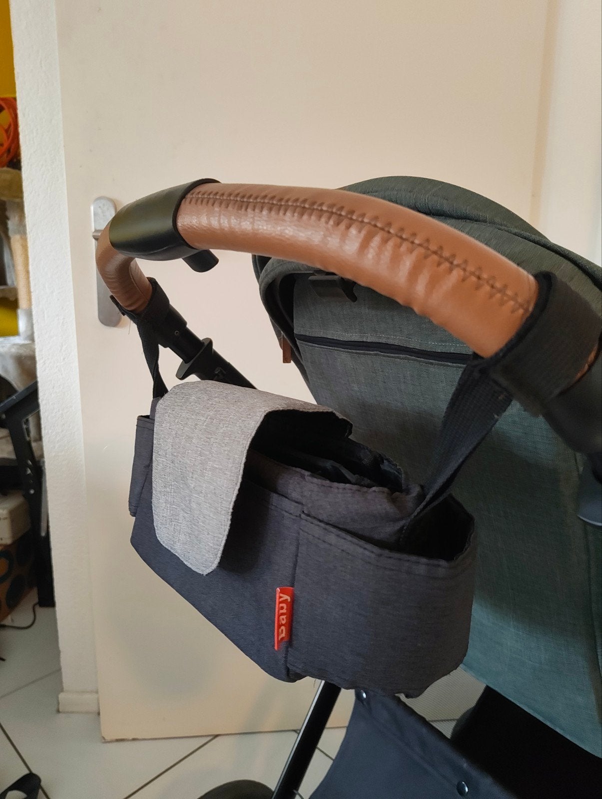 Handige Organizer voor Kinderwagen - Grijs/Zwart, Ophalen of Verzenden, Zo goed als nieuw