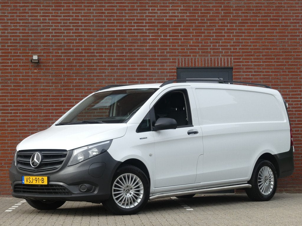 Mercedes-Benz eVito eVito Lang 66 kWh Airco/Camera/Snelladen, Gebruikt, Stoelverwarming, 2255 kg, 116 pk