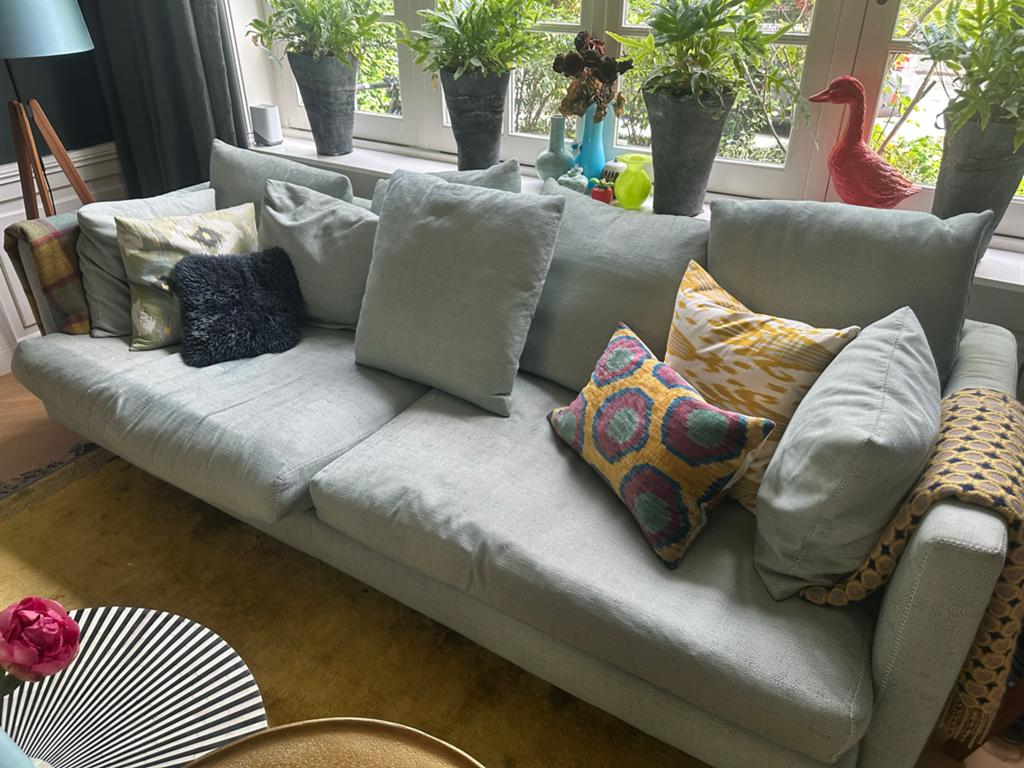 Linteloo Comfortabele 3-zitsbank in lichtgroen/grijs, Ophalen, Driepersoons, 75 tot 100 cm, Zo goed als nieuw