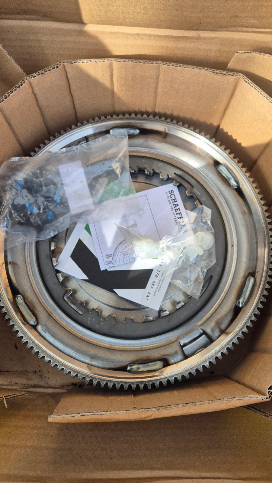 Tweemassavliegwiel Audi Seat Skoda 415 0545 09, Ophalen of Verzenden, Nieuw, Audi