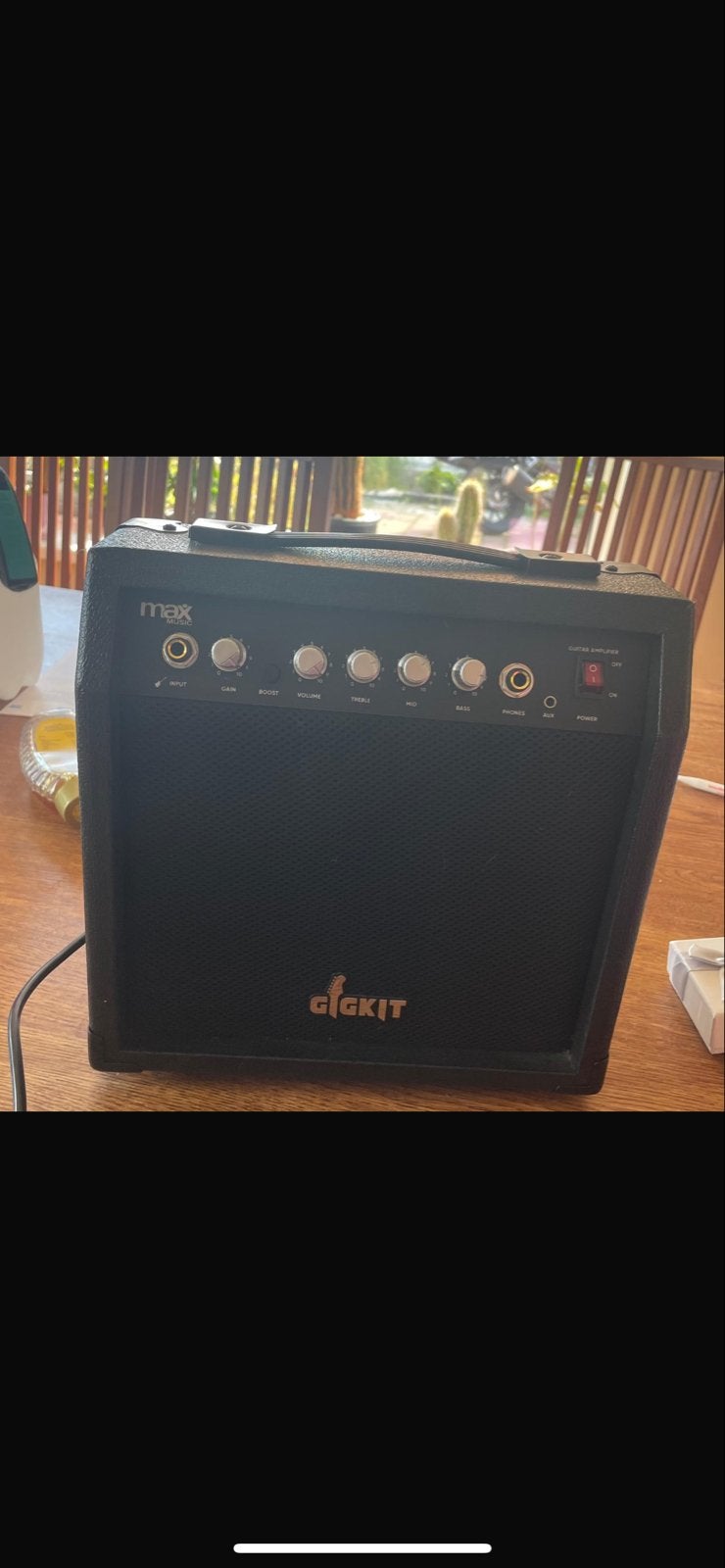 Max Music Gitaarversterker - mogelijk defect, Muziek en Instrumenten, Ophalen of Verzenden, Zo goed als nieuw, Gitaar, Minder dan 50 watt