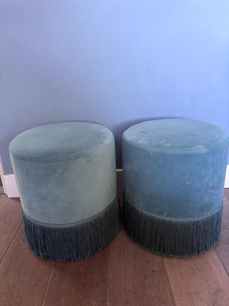 Set van 2 fluwelen poefjes met franjes, Ophalen, Minder dan 50 cm, Gebruikt, Rond