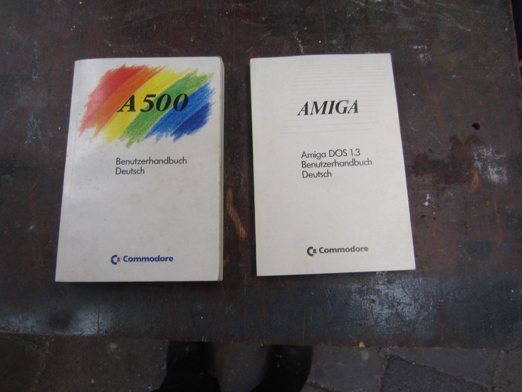 Duitse Commodore AMIGA boeken, Gelezen, Diverse, Verzenden, Besturingssystemen