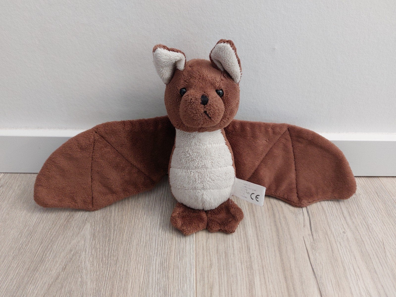 Knuffel vleermuis petjes world bruin L1416, Ophalen of Verzenden, Zo goed als nieuw, Overige typen