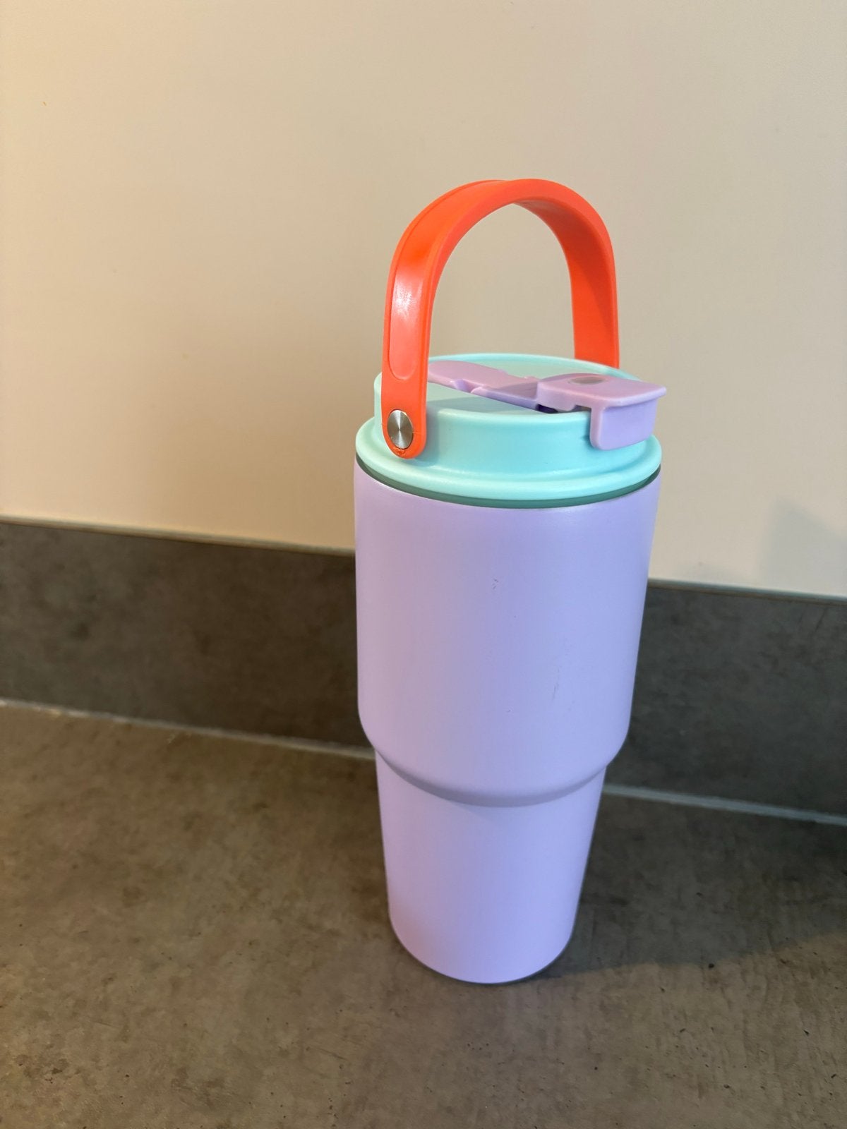 HEMA RVS Drinkfles / Beker - Lavendel met Oranje Handvat, Ophalen of Verzenden, Zo goed als nieuw