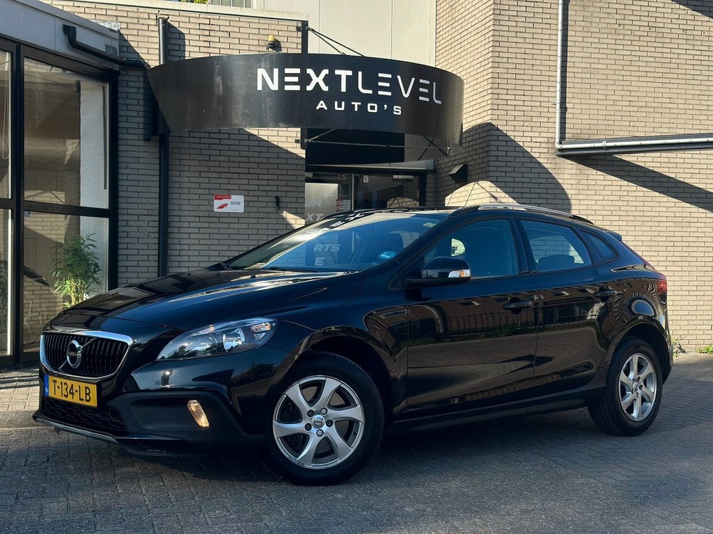 Volvo V40 Cross Country 2.0 D2 Nordic, Voorwielaandrijving, Gebruikt, Euro 6, 4 cilinders