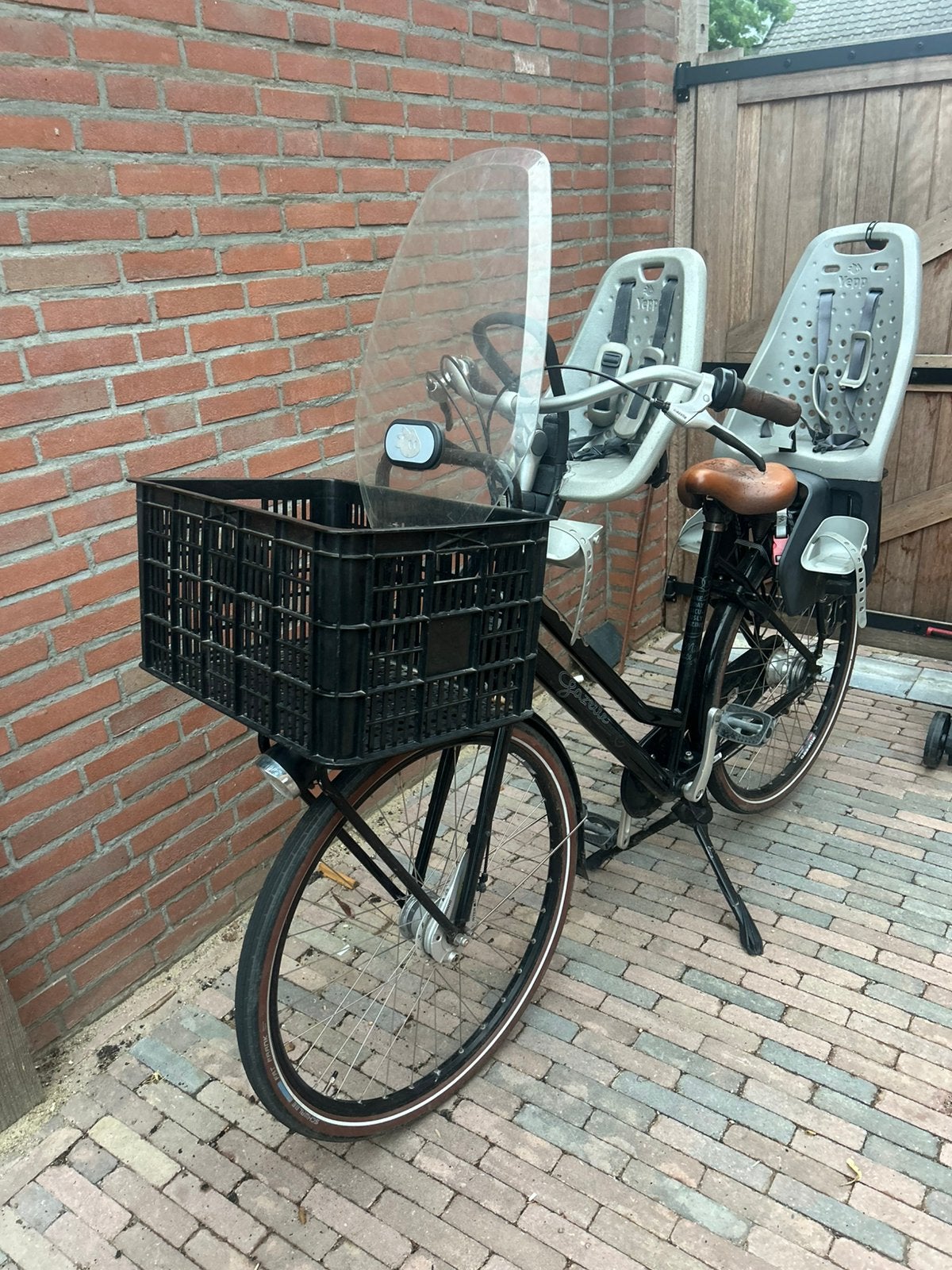 Gazelle miss grace moederfiets met 2 kinderstoeltjes Yepp, Fietsen en Brommers, Ophalen, 2 zitjes, Mandje, Gazelle