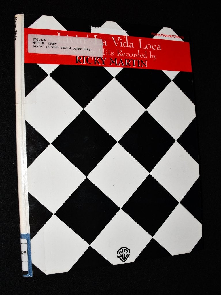 Ricky Martin - Livin' La Vida Loca & Other Hits - Songbook, Gebruikt, Gitaar, Ophalen of Verzenden, Artiest of Componist