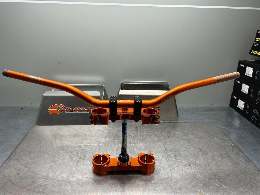 Kite Tripple clamp Oranje KTM 85 SX Renthal Fatbar, Kite, Gebruikt, Ophalen of Verzenden, Info@kite.com