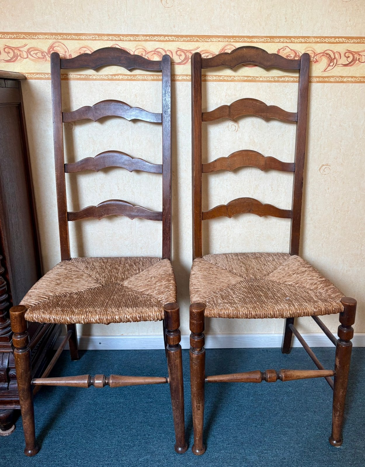 Anieke Engelse stoelen, Ophalen